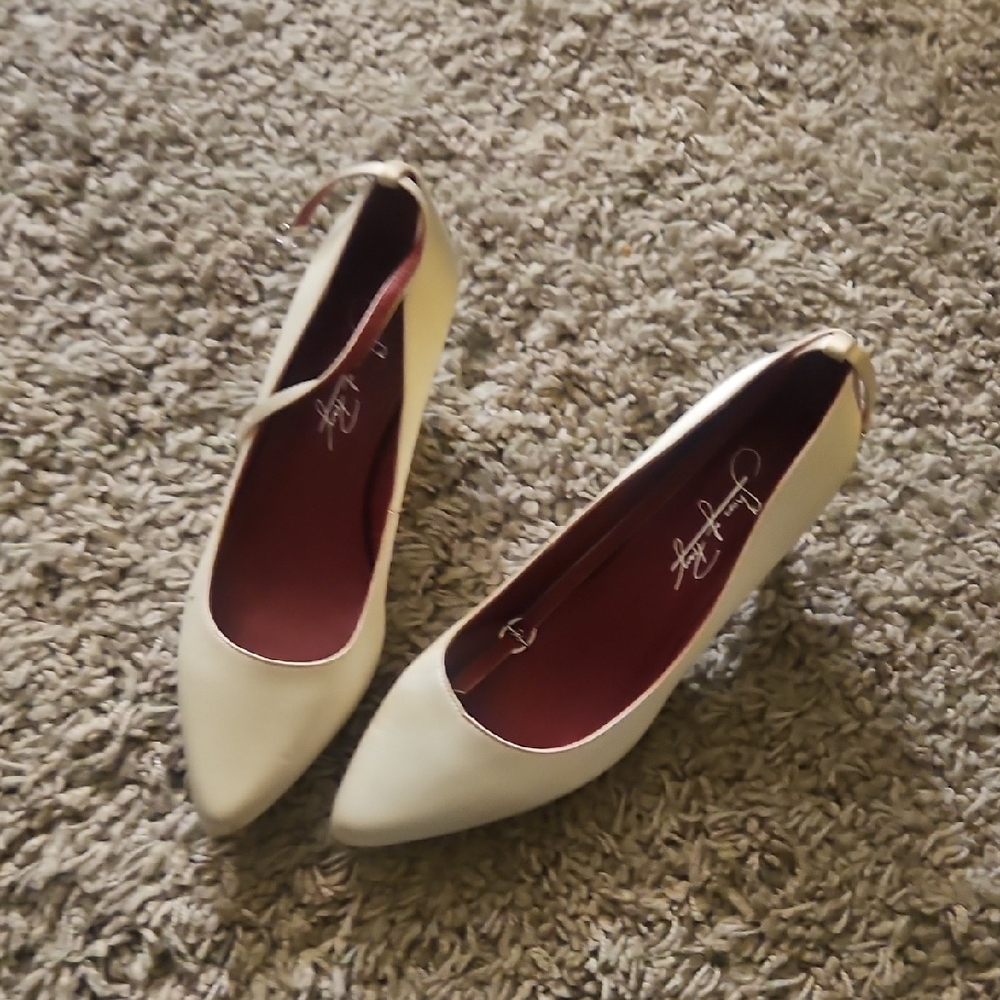 Elegant Cream white off white Women's Heels Shoes Of Prey new Wedding